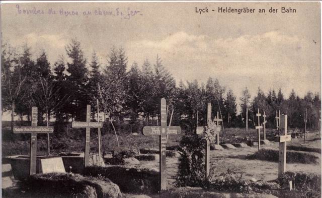 Elk - Hero graves in the lane